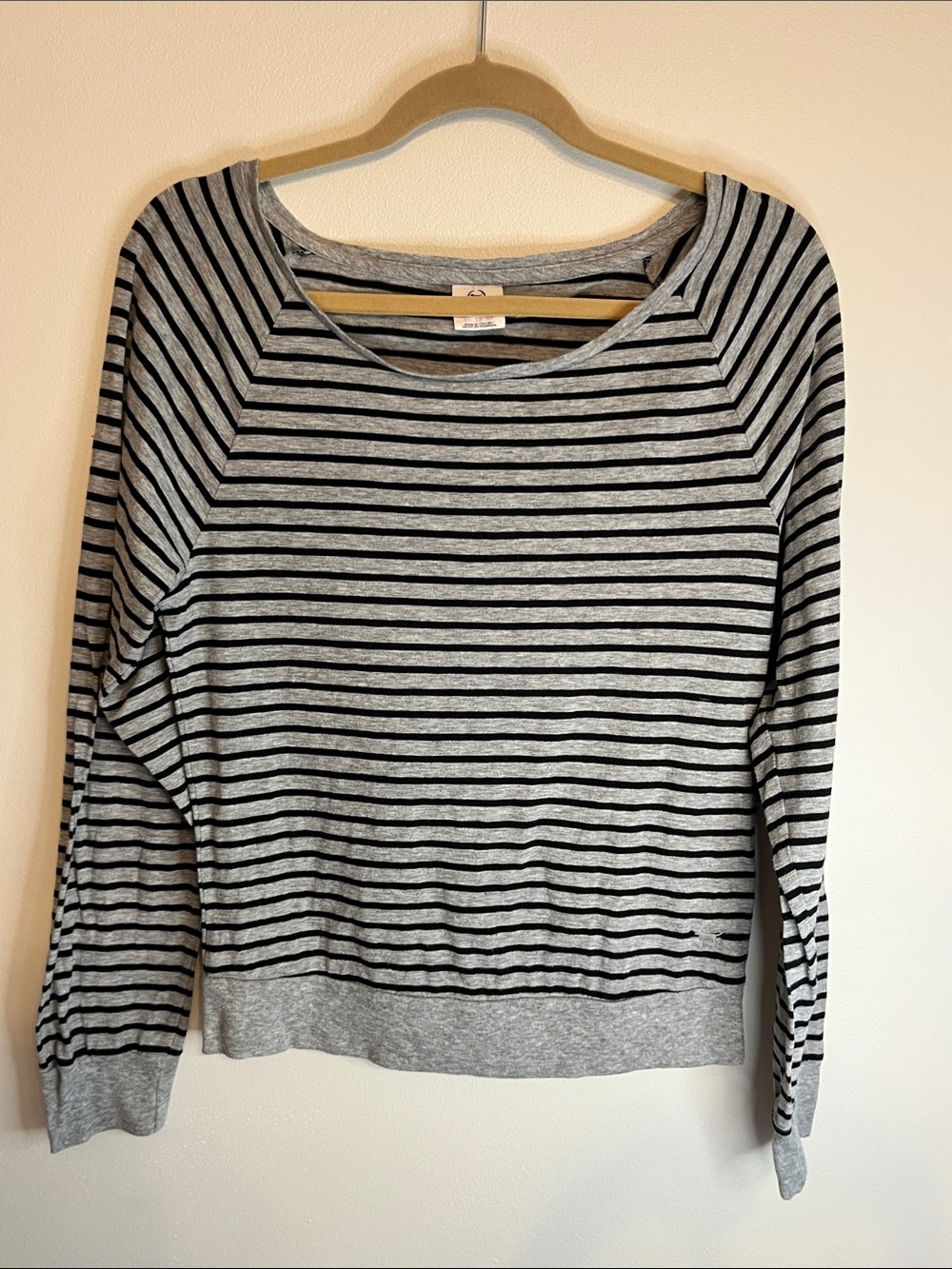 Victoria's Secret Pink Gray and Black Striped Long-Sleeve Tee Size XS